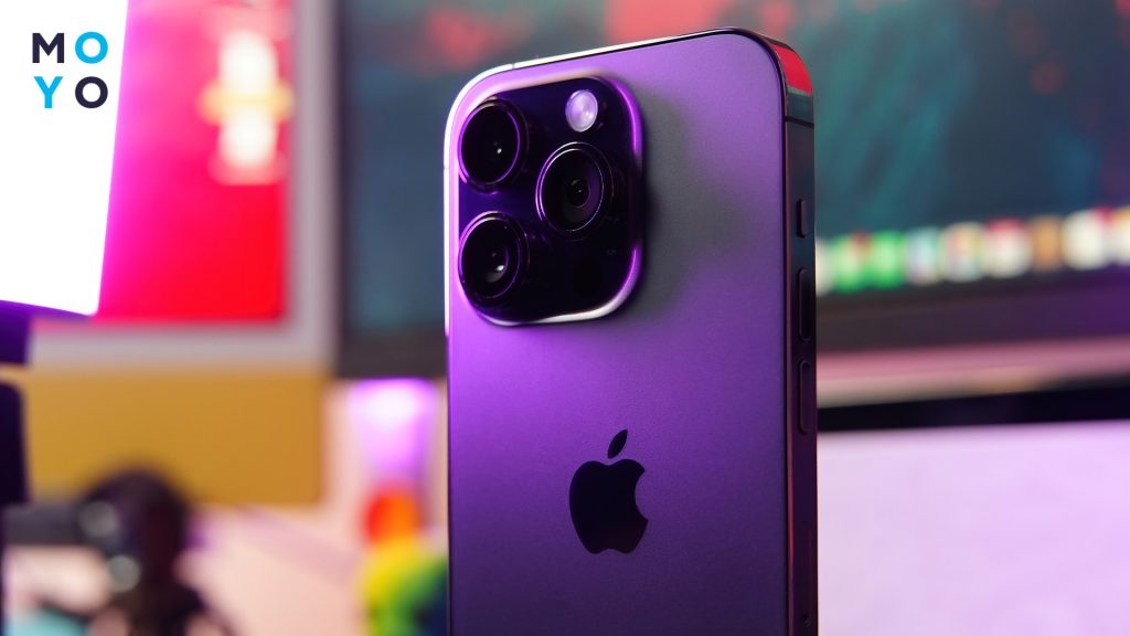 iPhone 14 в фиолетовом дизайне