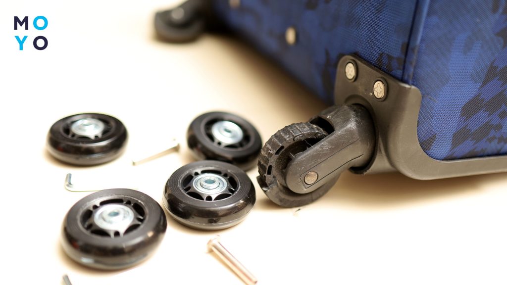 выбор колес чемодана по типу