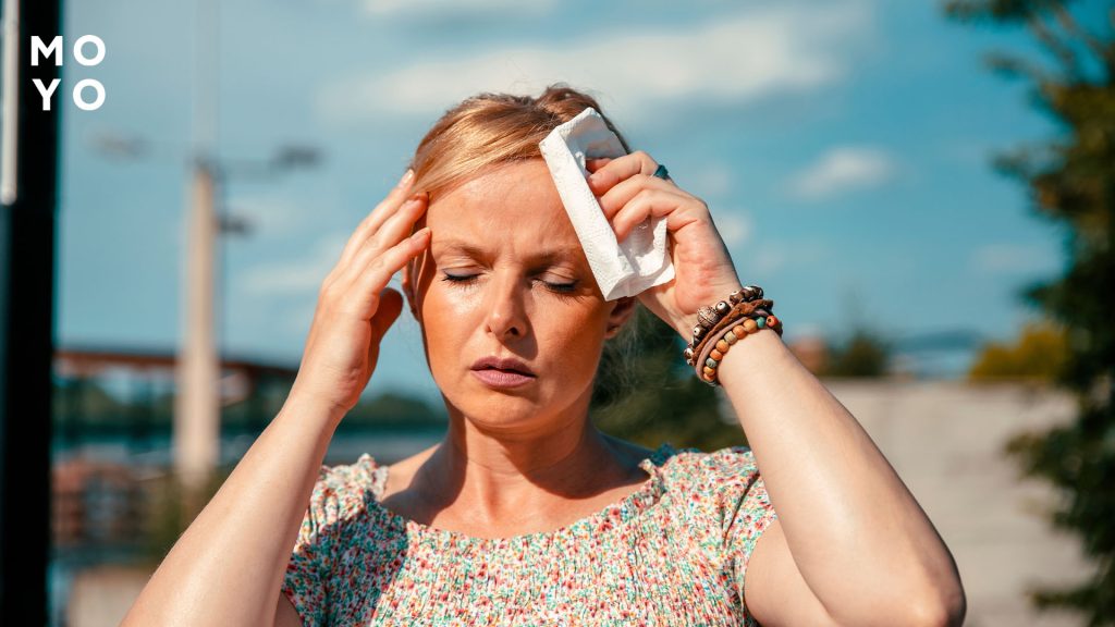 жінка з тепловим ударом